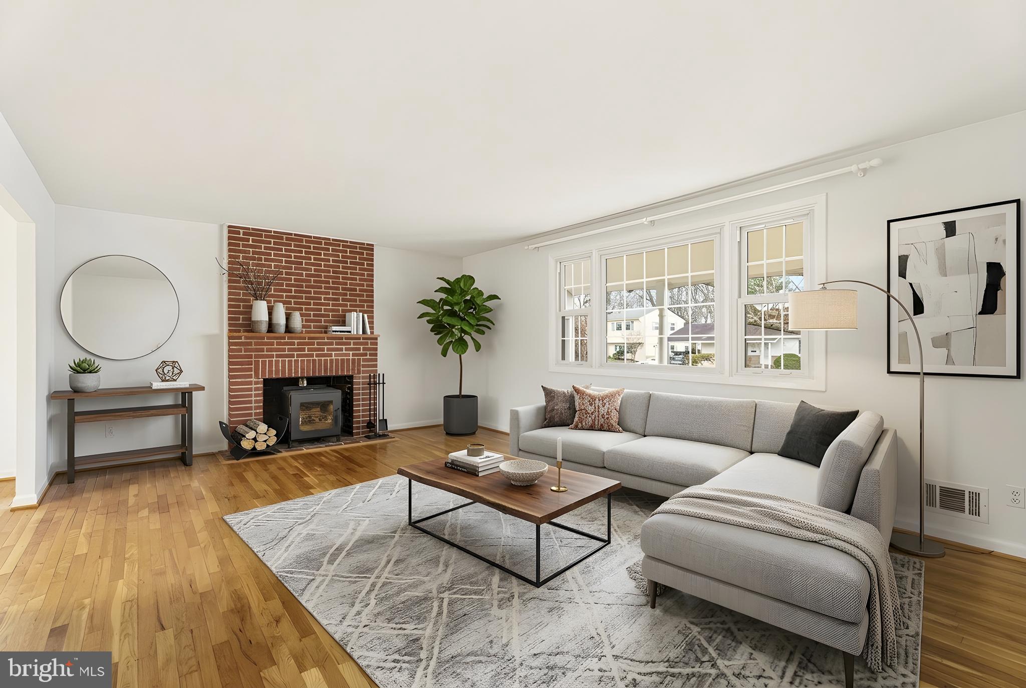 YORK MANOR - Residential