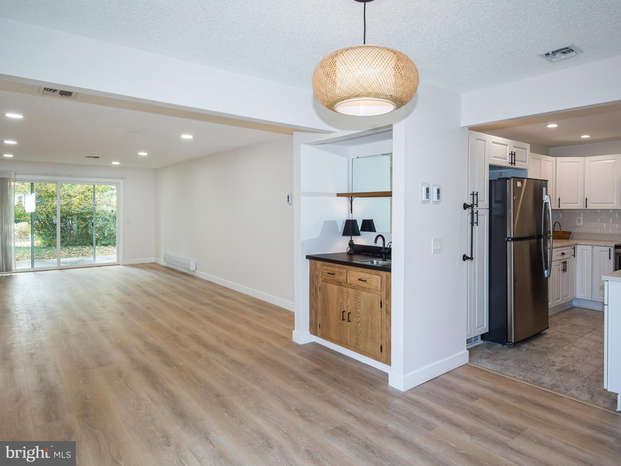 ROSSMOOR MUTUAL #15 - Residential