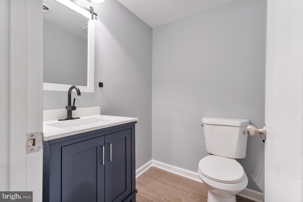 THE MEADOWS - Residential Lease