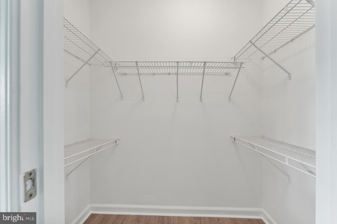 THE MEADOWS - Residential Lease