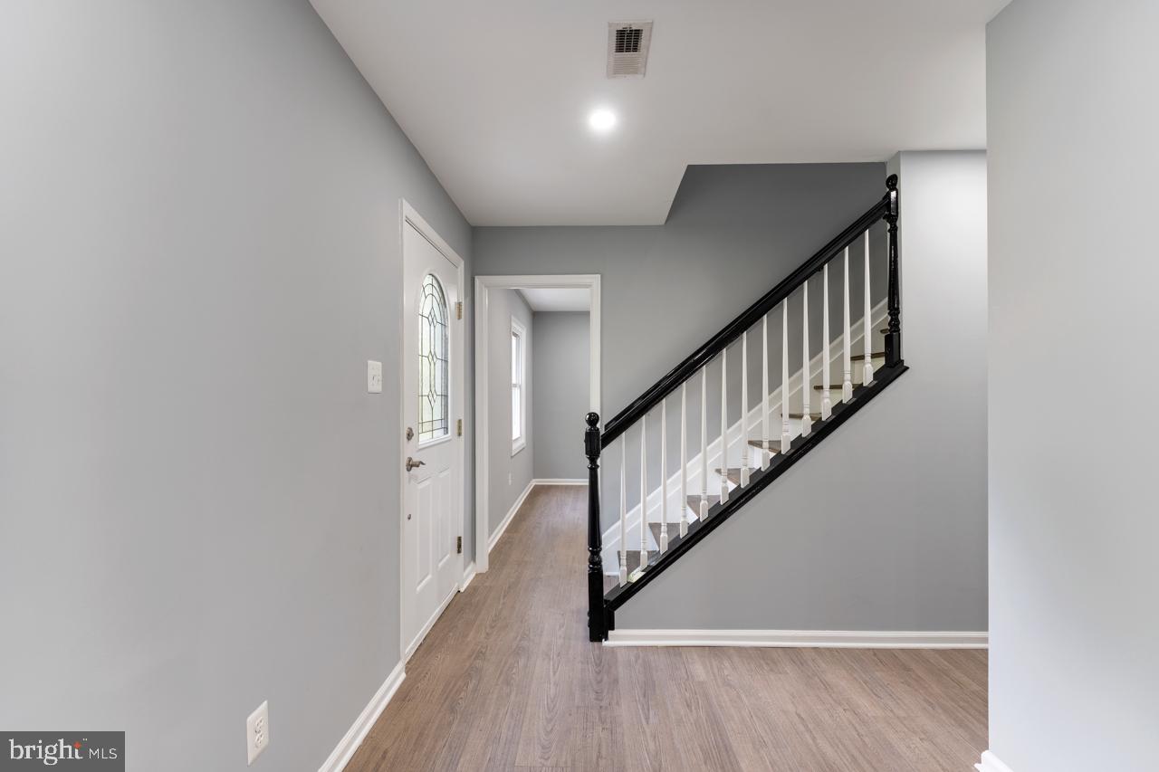 THE MEADOWS - Residential Lease