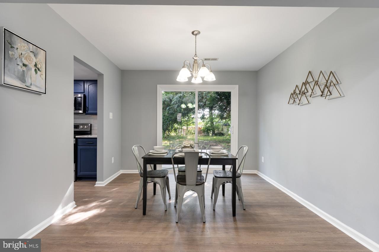 THE MEADOWS - Residential Lease