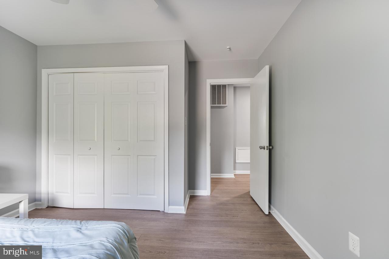 THE MEADOWS - Residential Lease