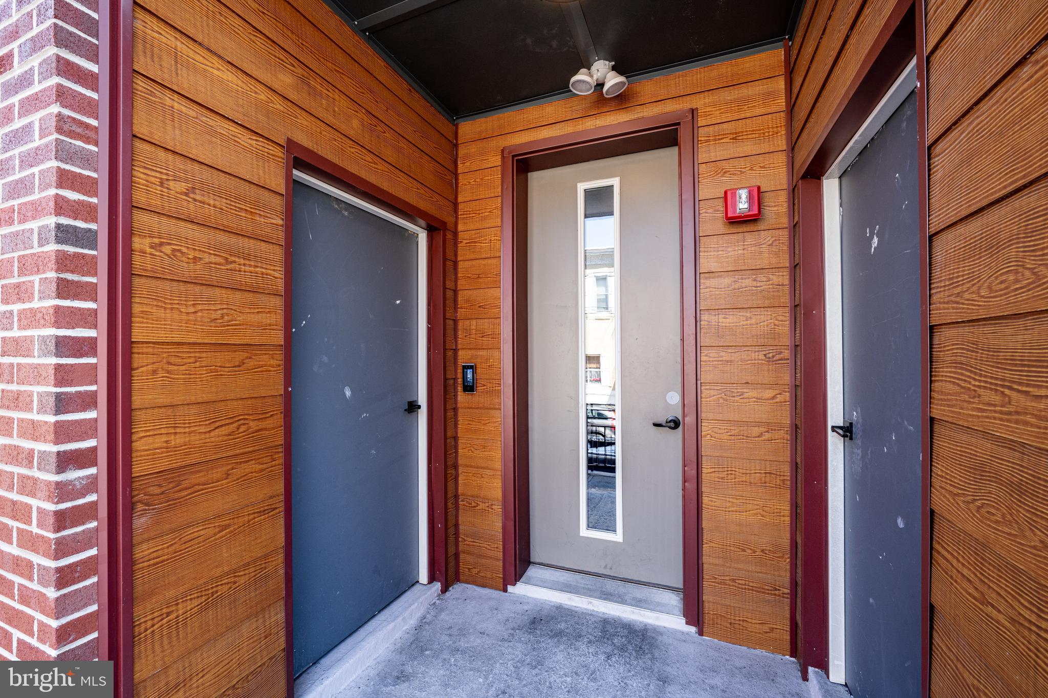 NORRIS SQUARE - Residential Lease