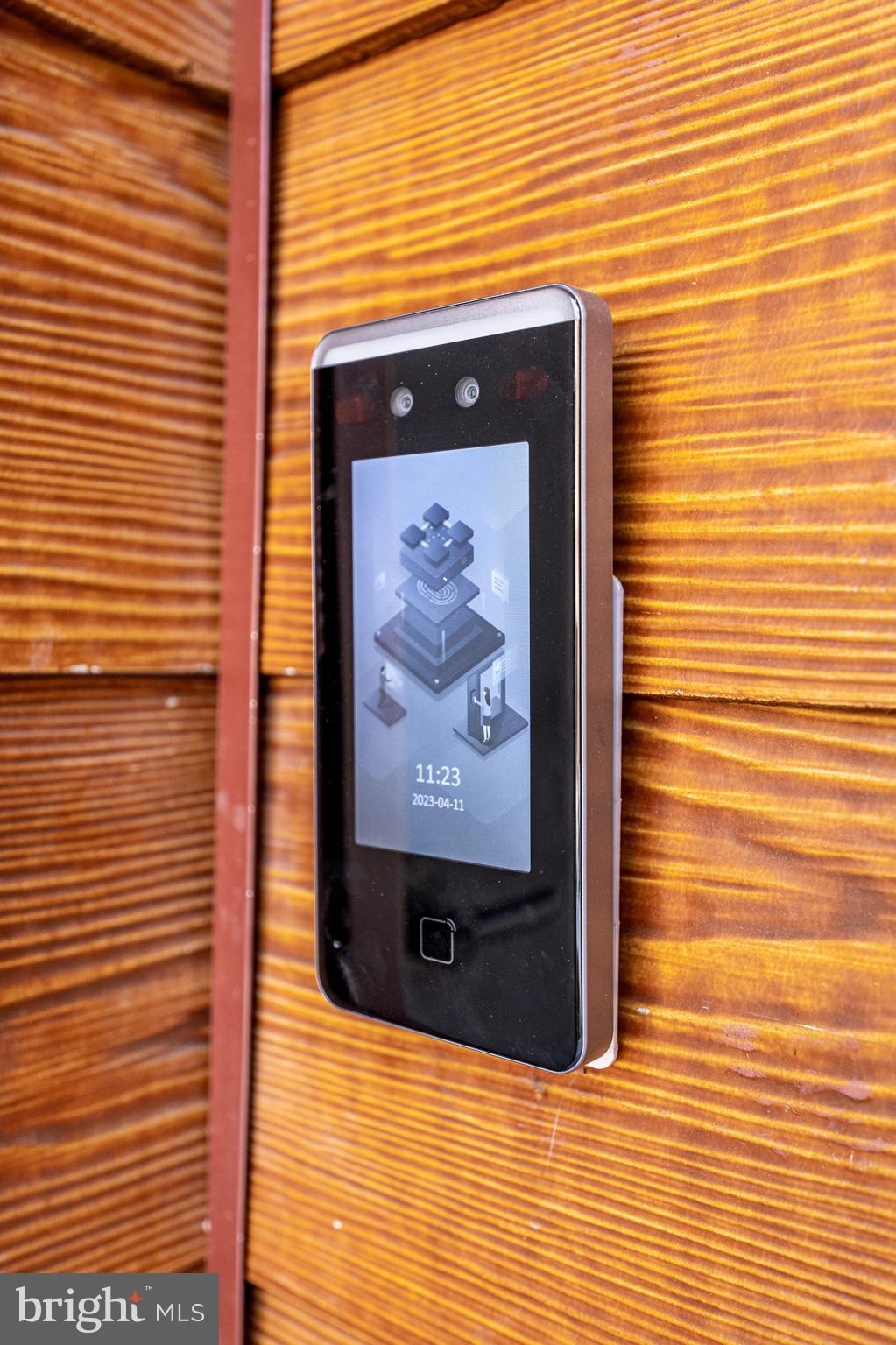 NORRIS SQUARE - Residential Lease