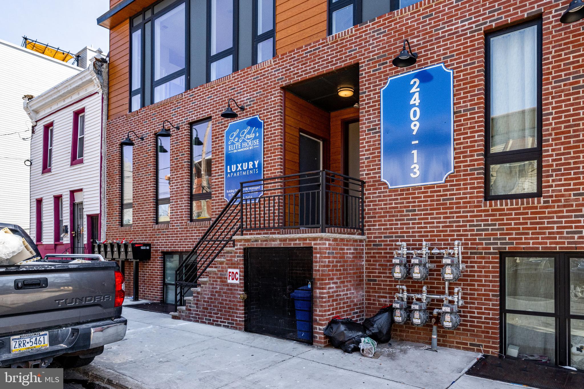 NORRIS SQUARE - Residential Lease