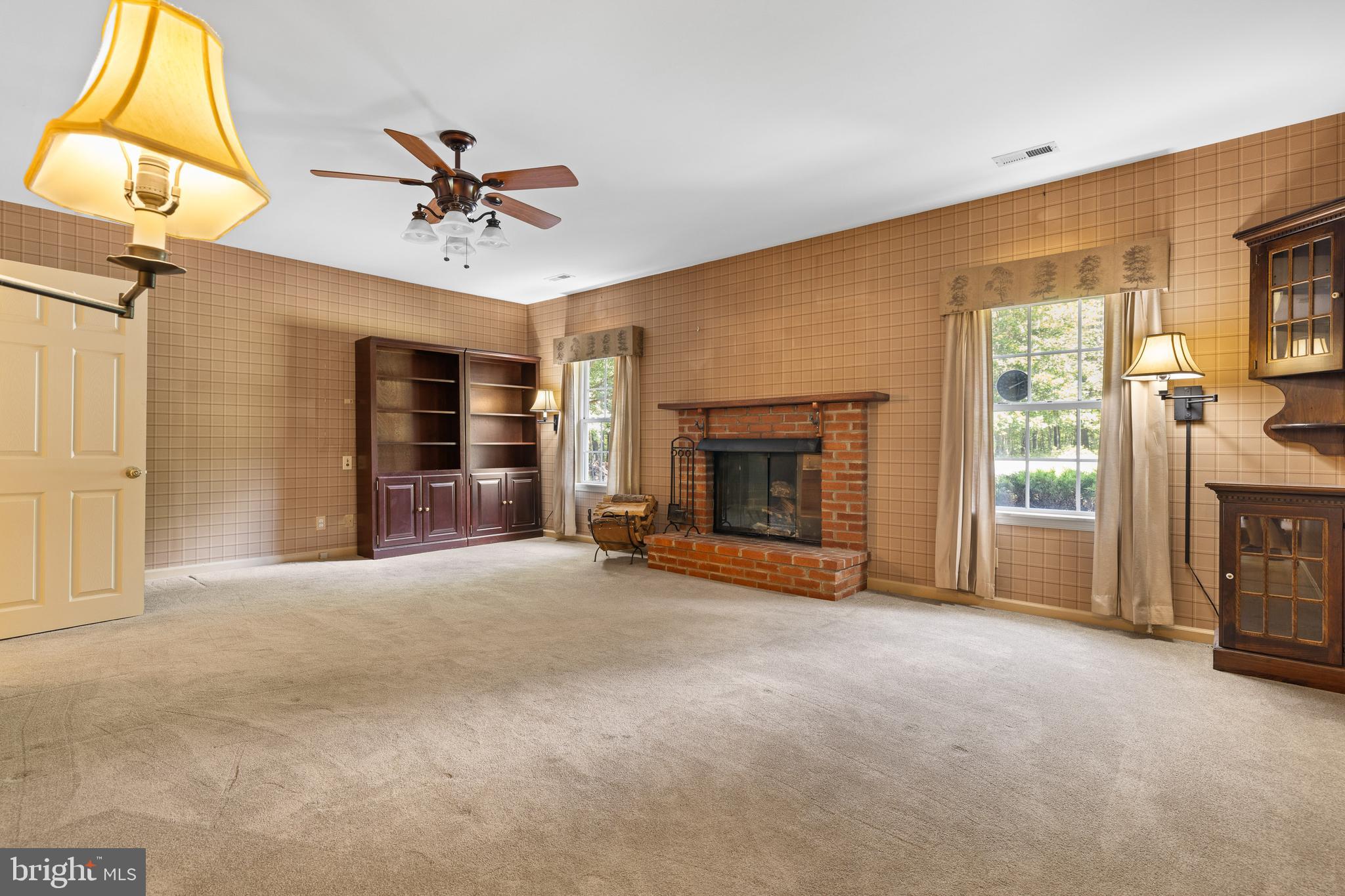 ASHLEIGH - Residential