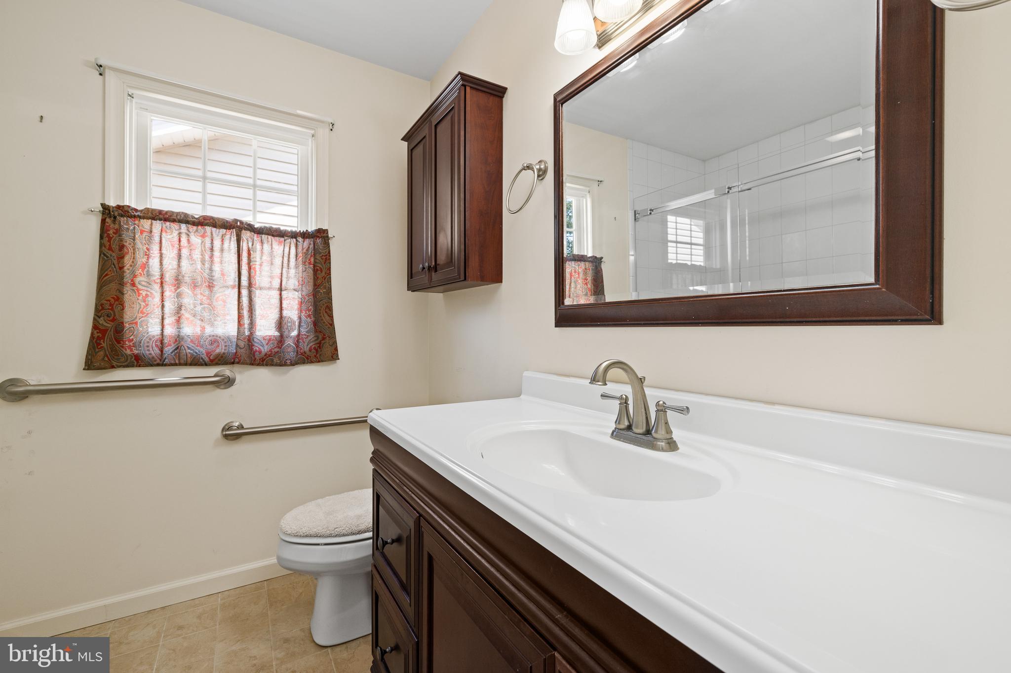 ASHLEIGH - Residential