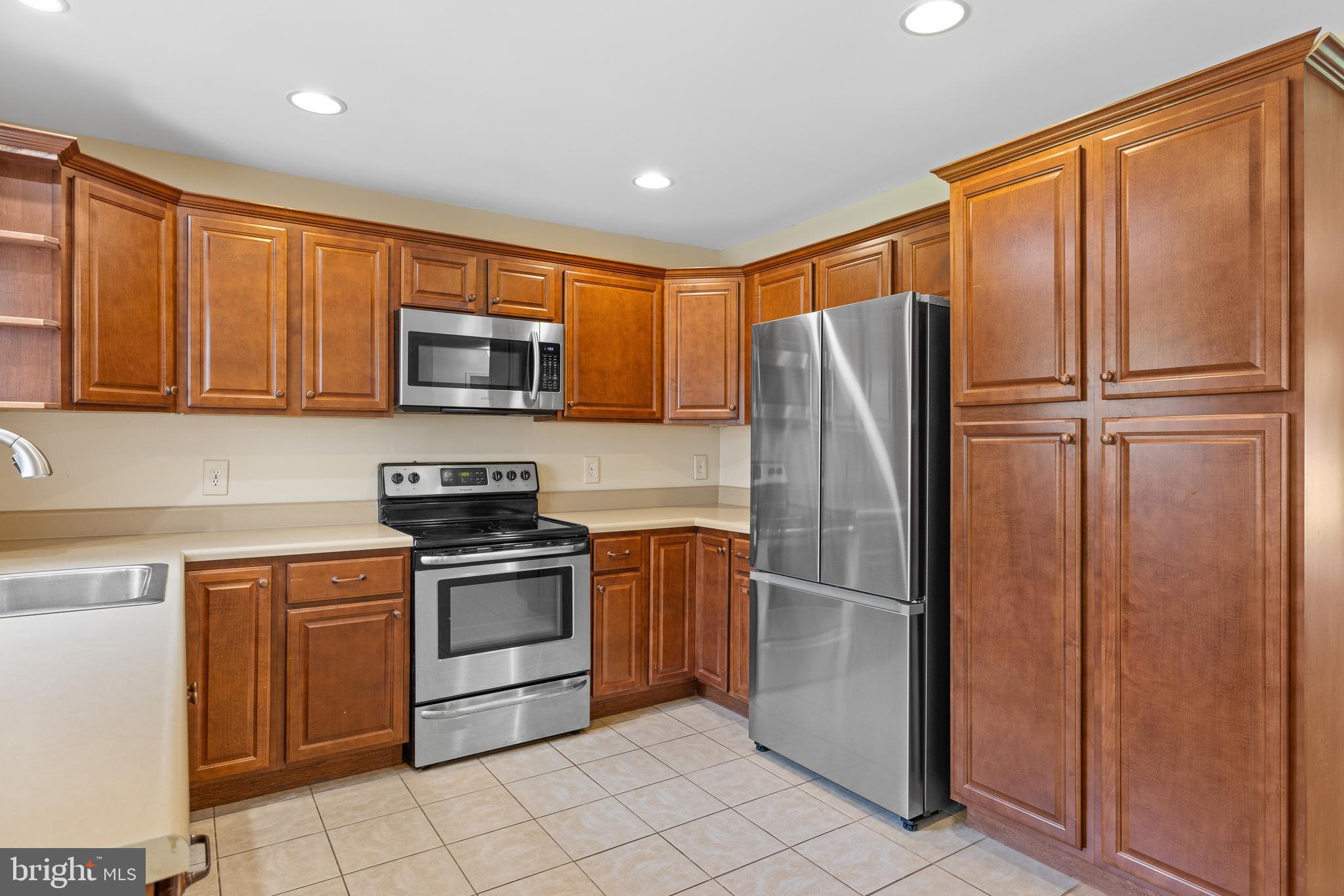 ASHLEIGH - Residential