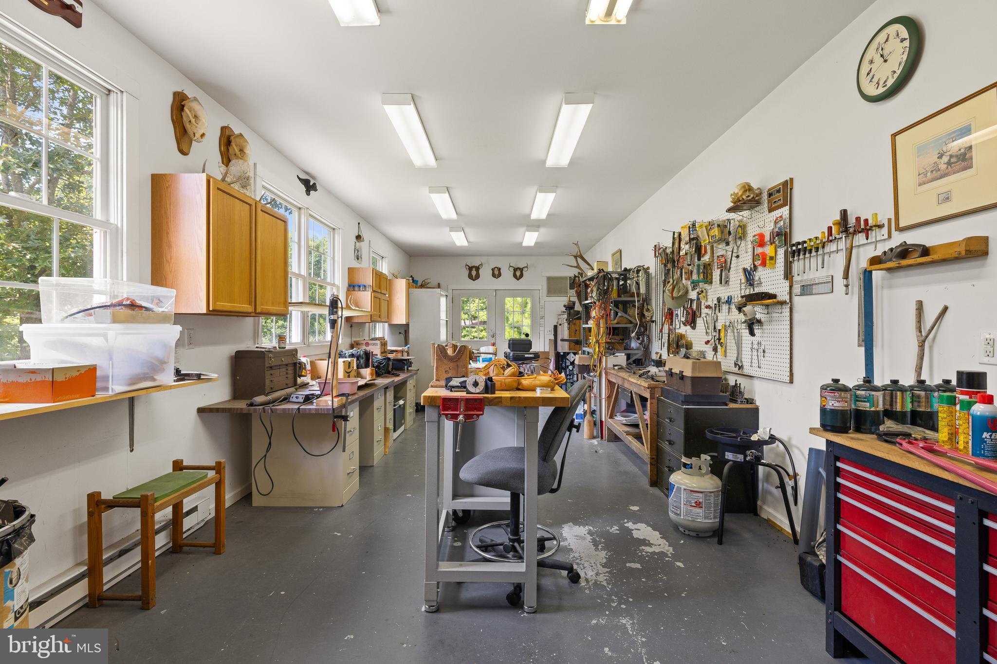 ASHLEIGH - Residential