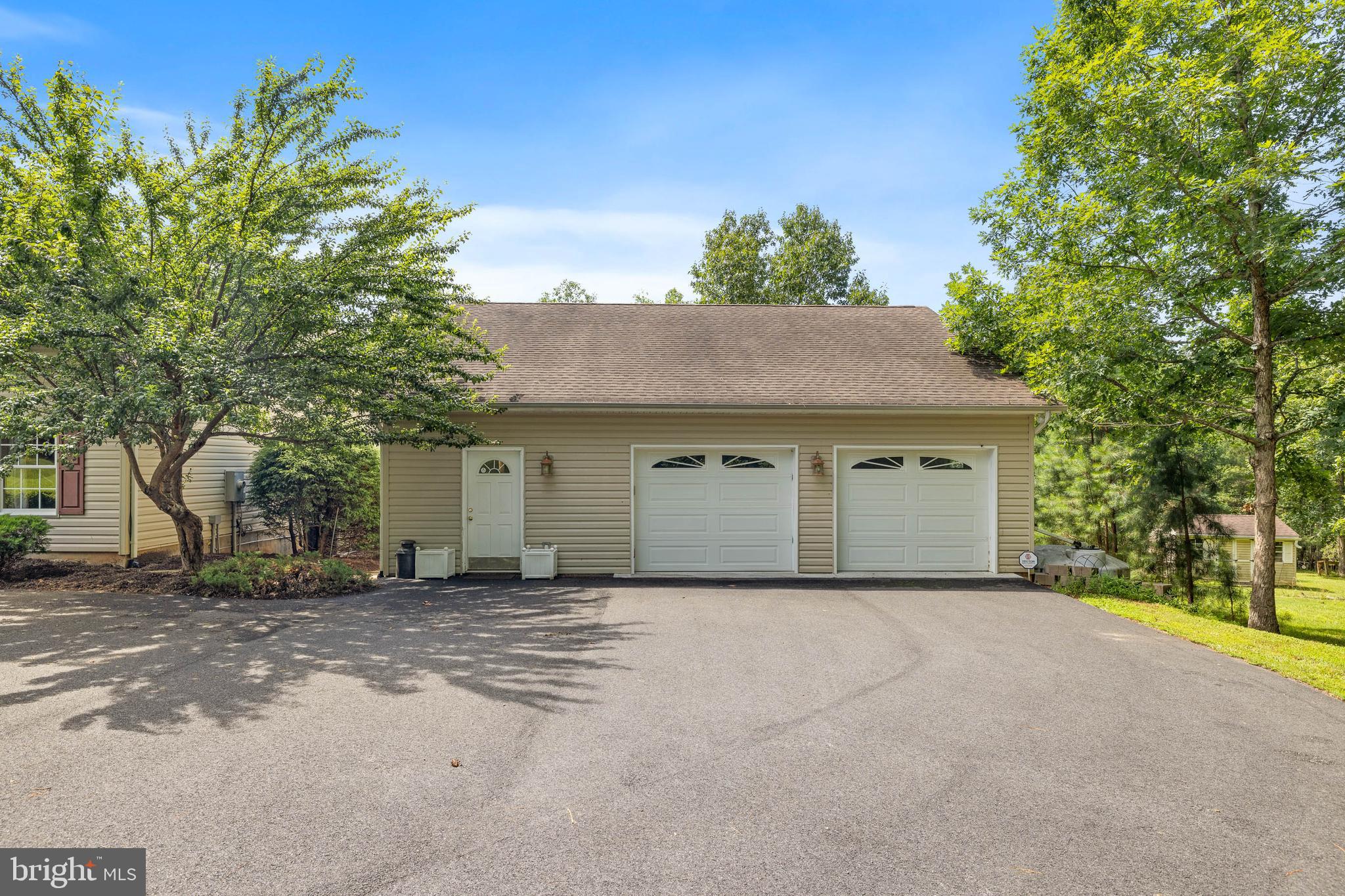 ASHLEIGH - Residential