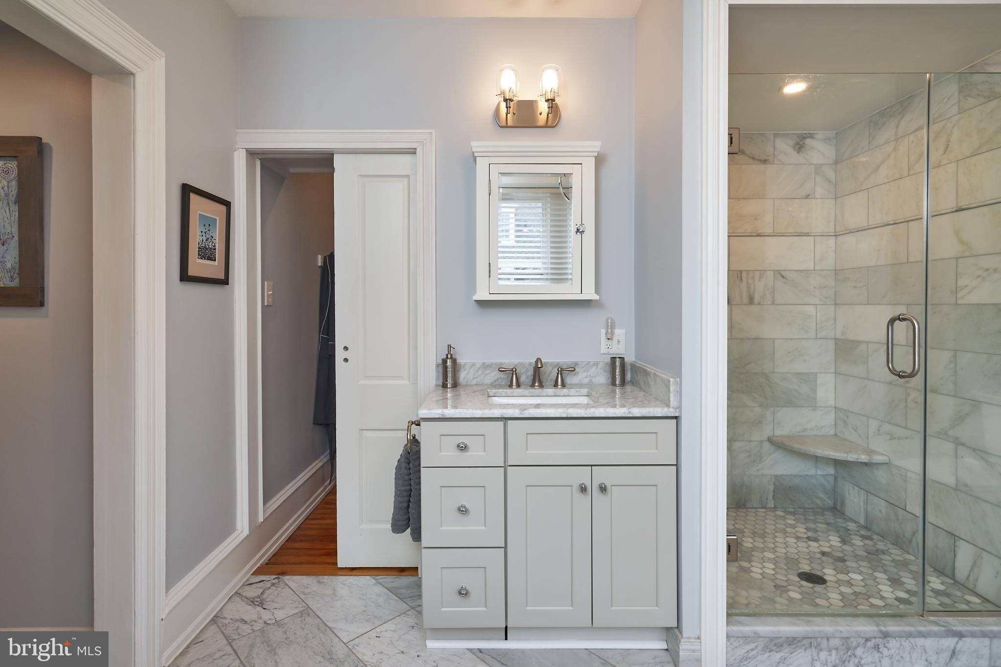 CHESTNUT HILL - Residential