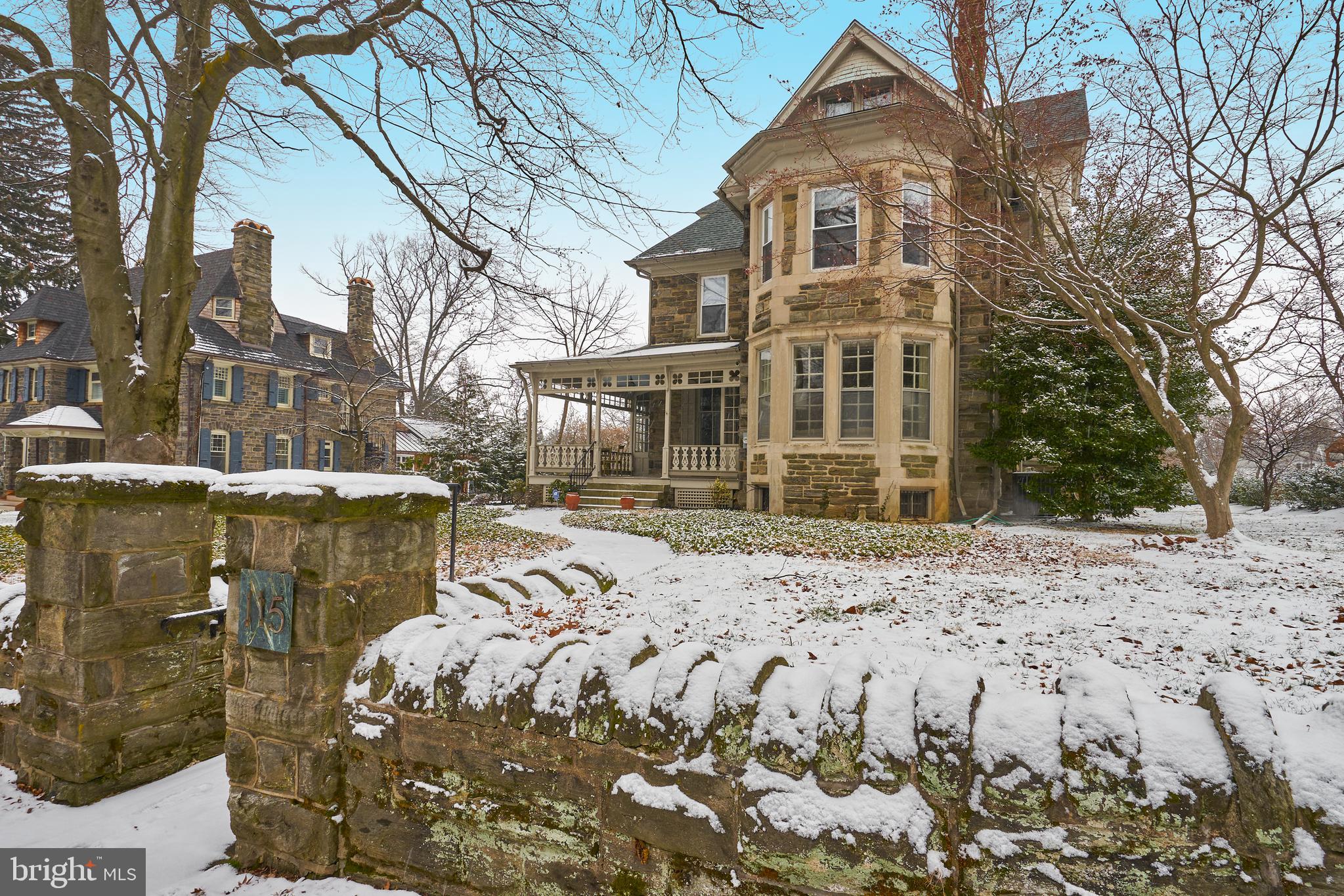 CHESTNUT HILL - Residential