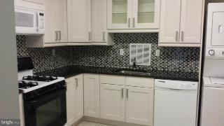 SKYLINE PLAZA - Residential