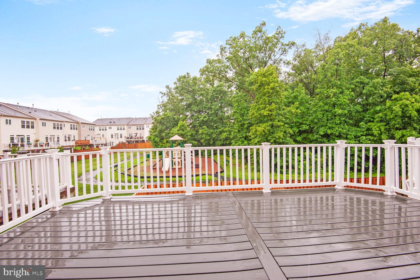 LITTLE RIVER COMMONS - Residential Lease