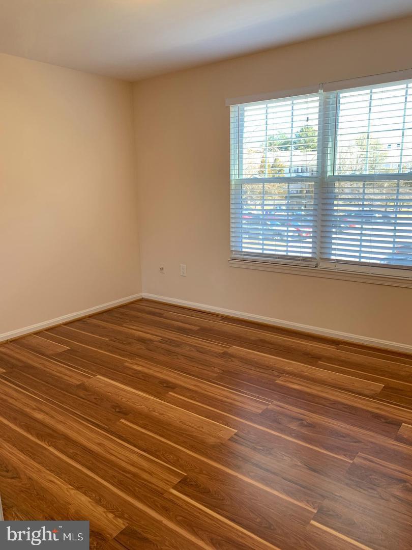 LONGMEAD CROSSING - Residential