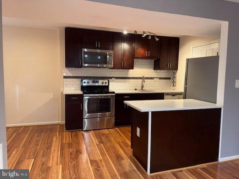 2 NORMANDY SQUARE COURT D SILVER SPRING MD 20906