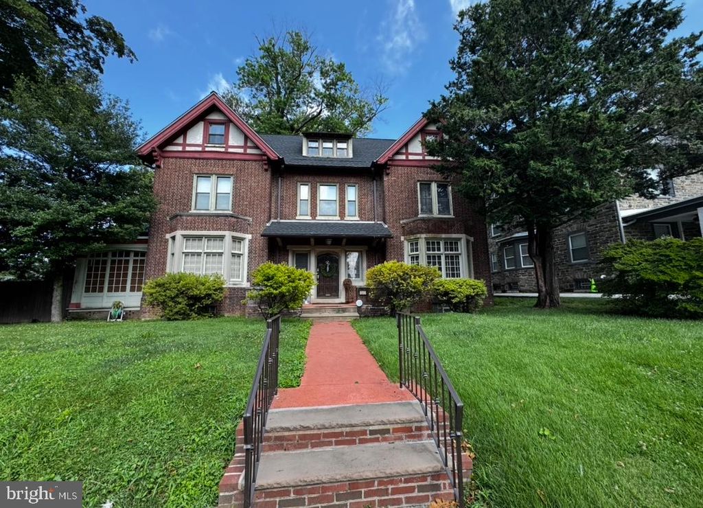 Photo of 725 E Vernon Road, PHILADELPHIA, PA 19119 (MLS # PAPH2533166)