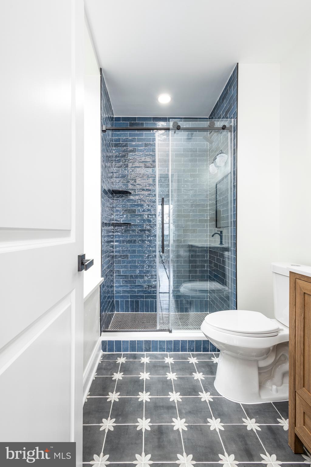 STRAWBERRY MANSION - Residential