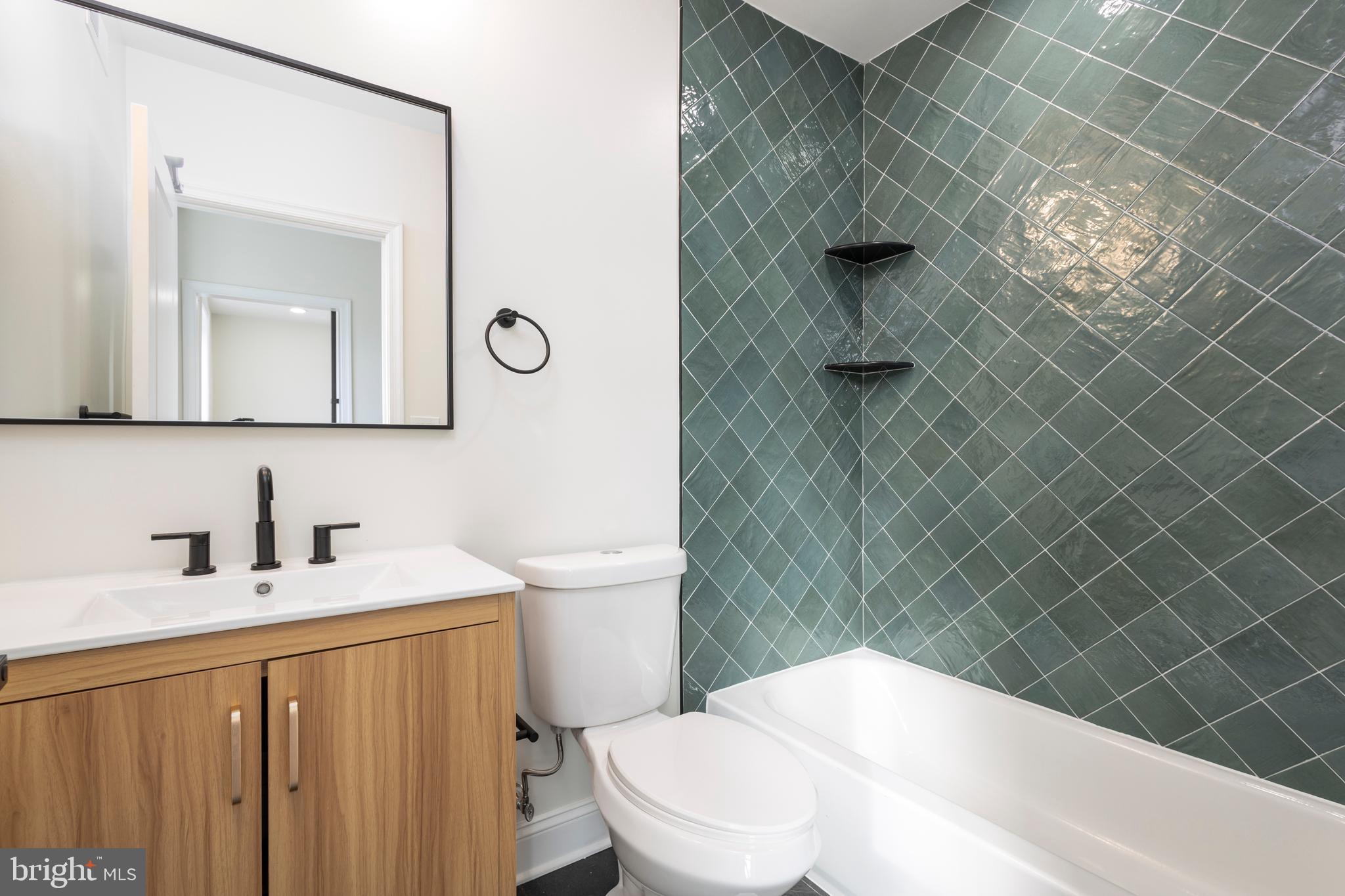 STRAWBERRY MANSION - Residential