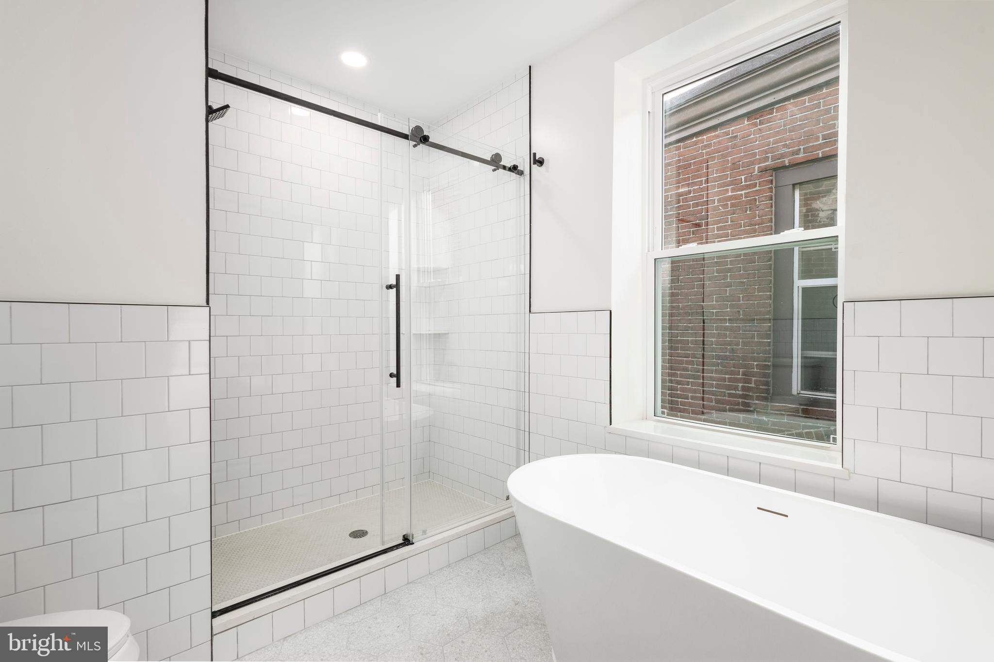 STRAWBERRY MANSION - Residential