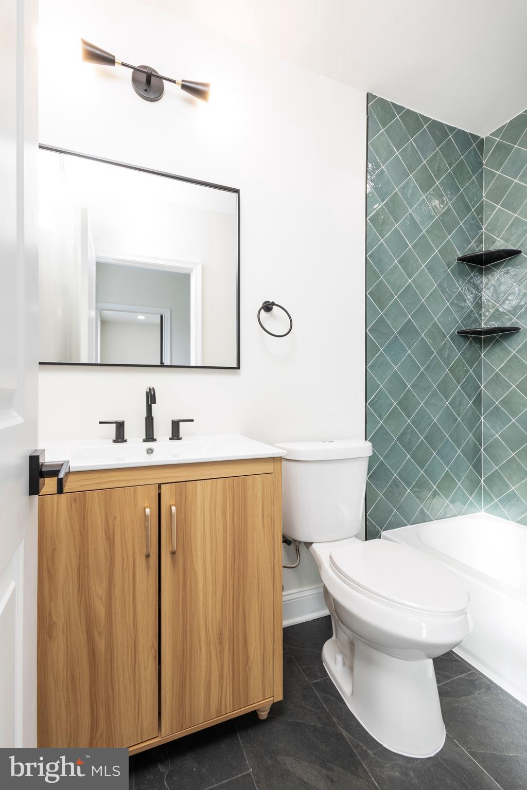 STRAWBERRY MANSION - Residential