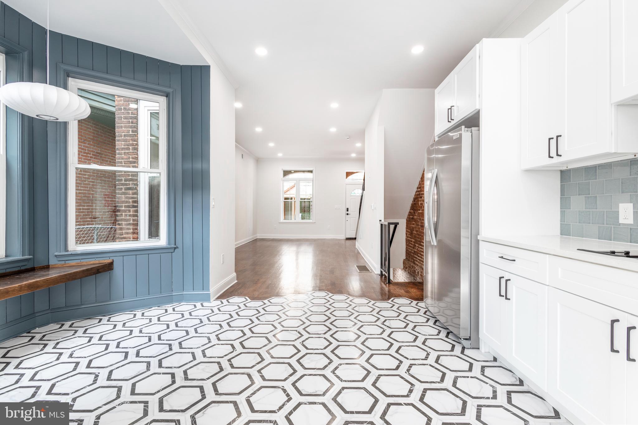 STRAWBERRY MANSION - Residential