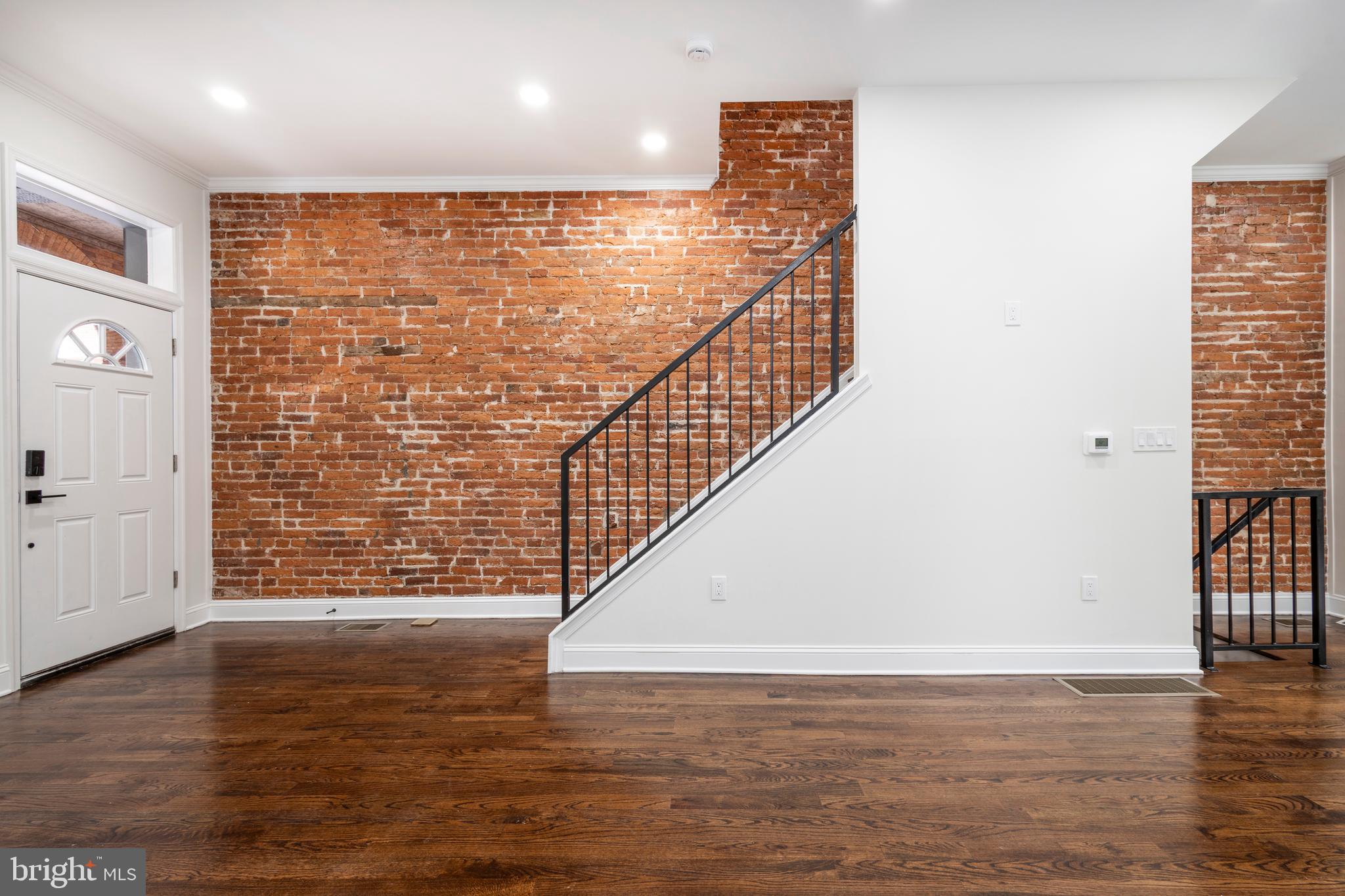 STRAWBERRY MANSION - Residential