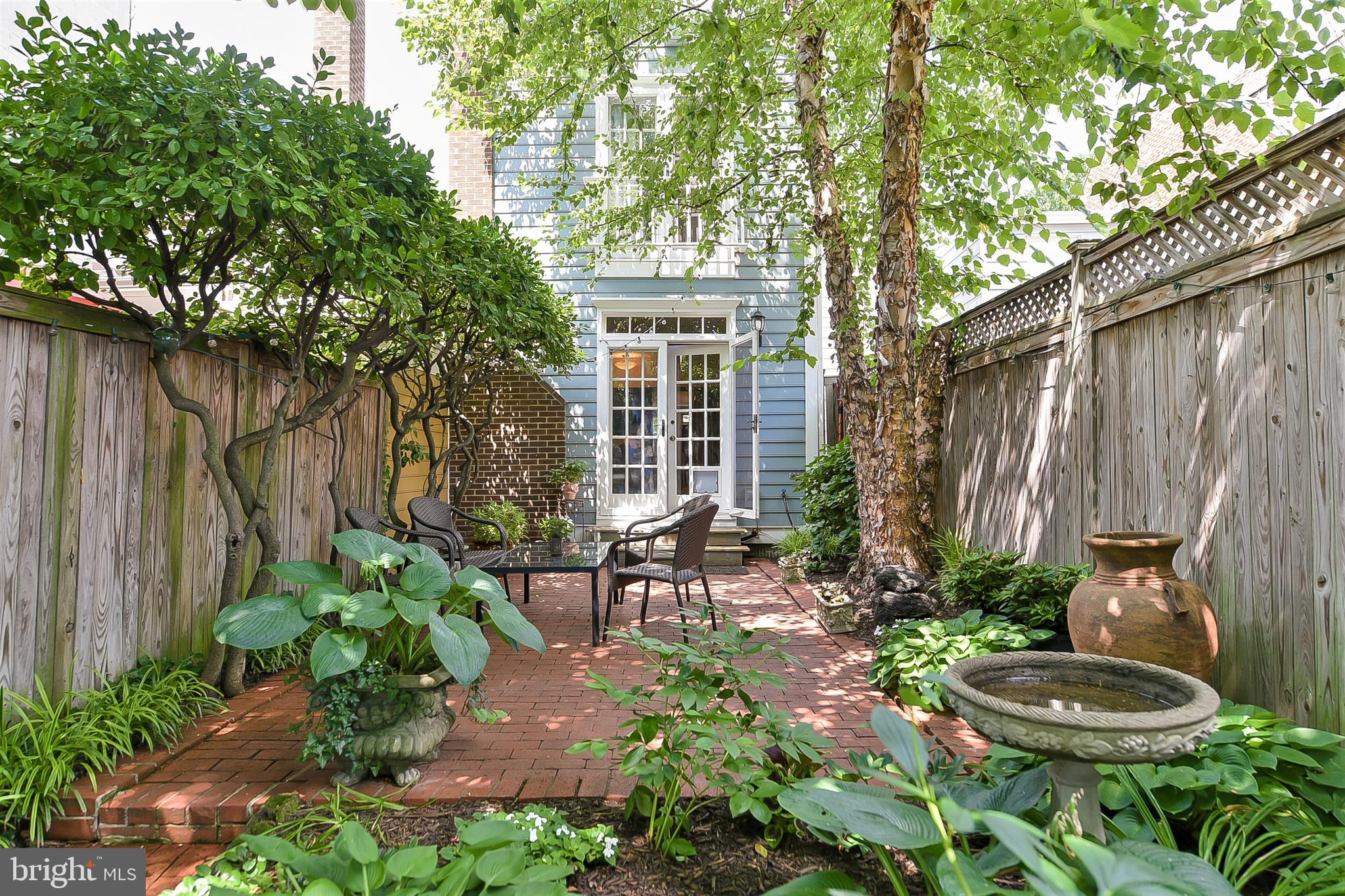 OLD TOWN - Residential