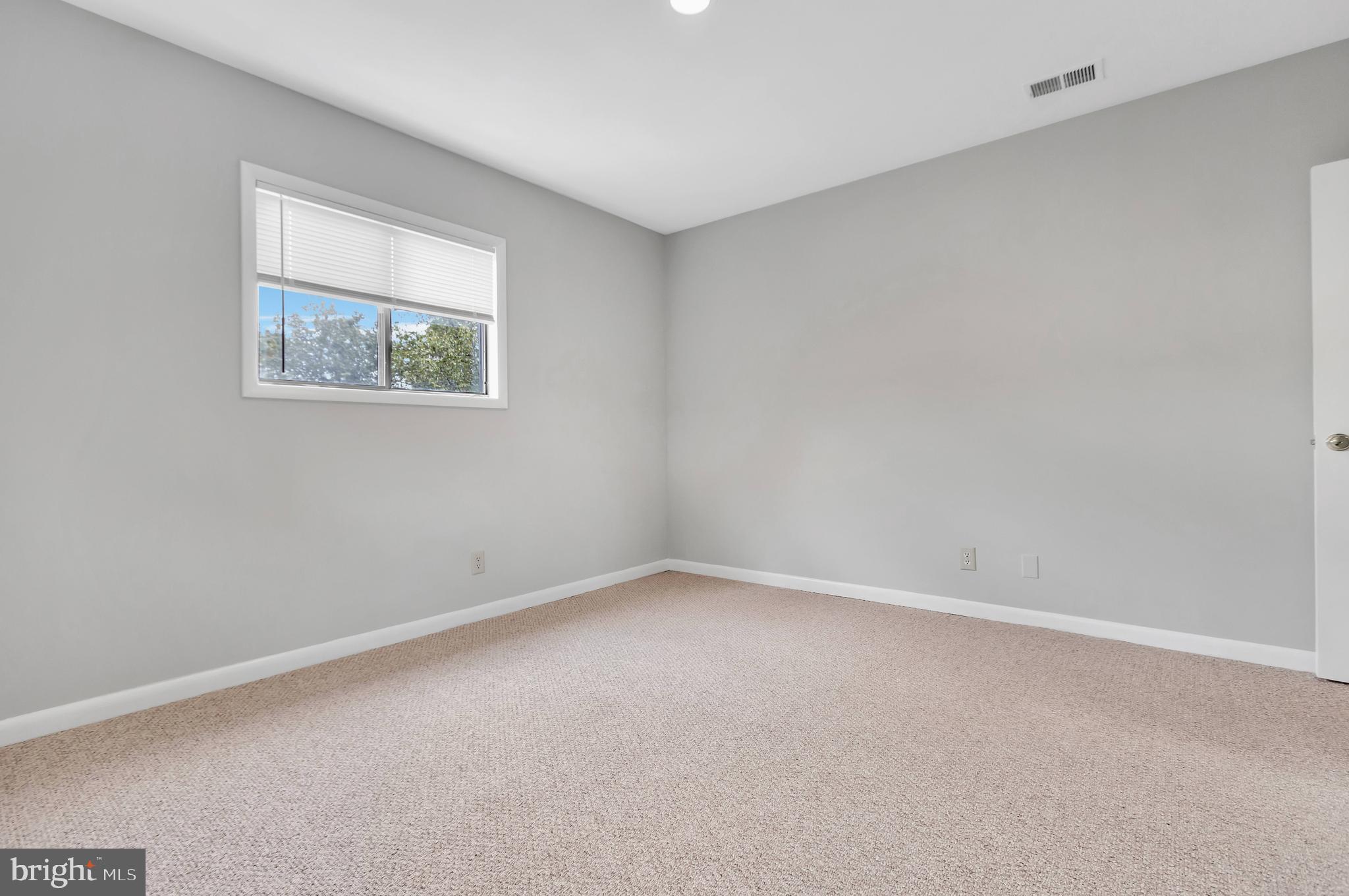 SEMINARY WALK - Residential