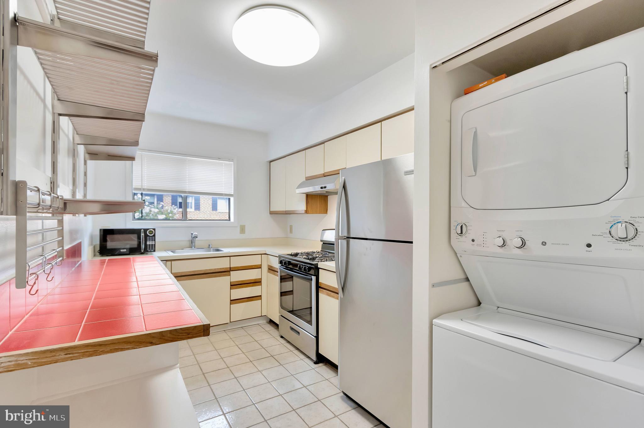 SEMINARY WALK - Residential