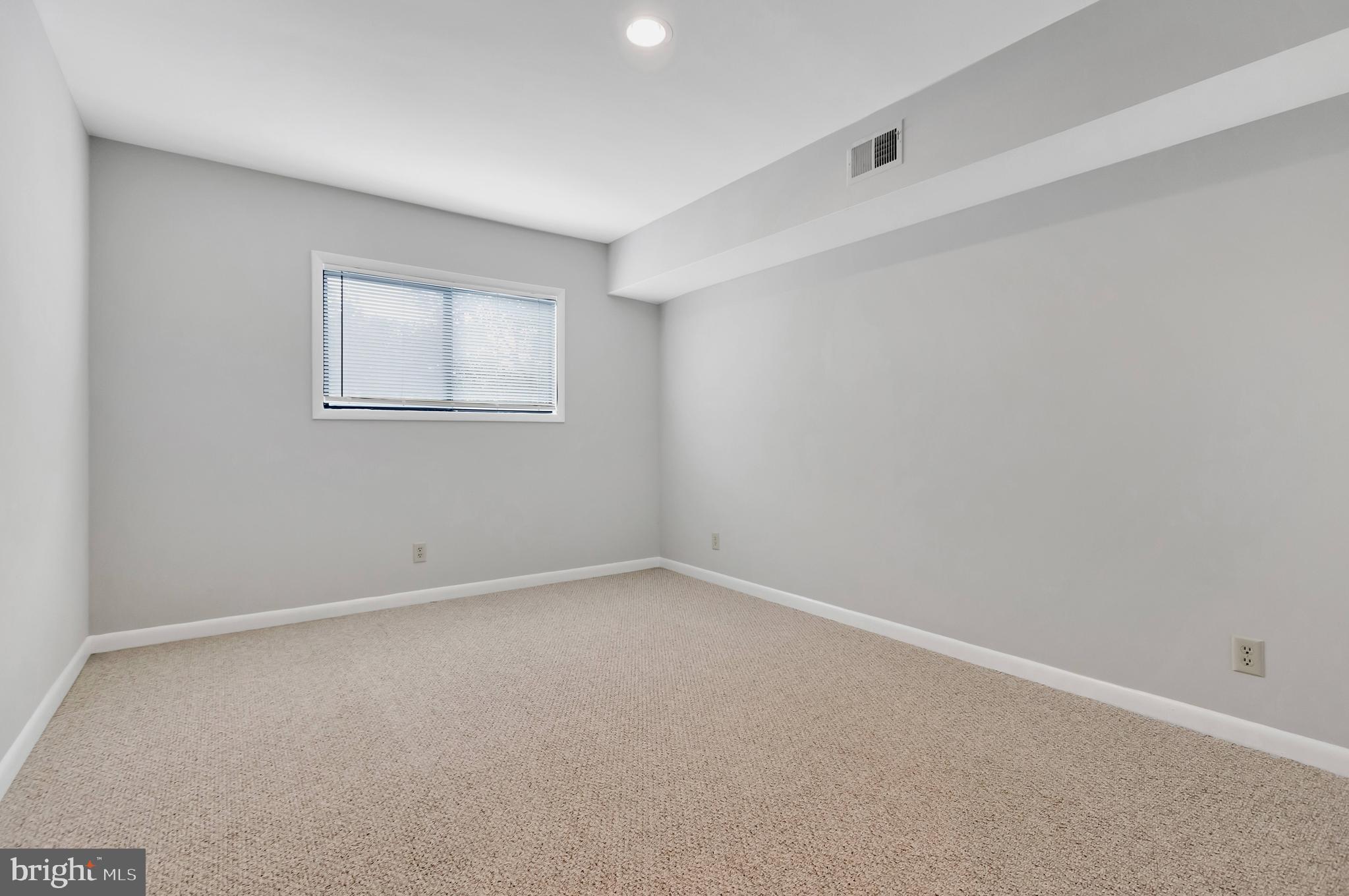 SEMINARY WALK - Residential