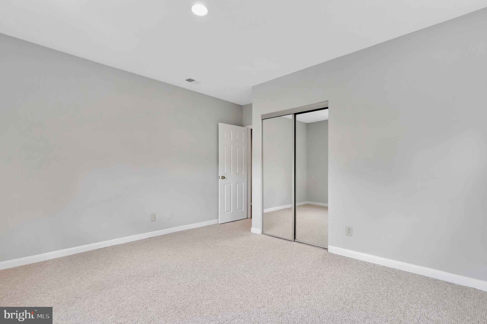 SEMINARY WALK - Residential