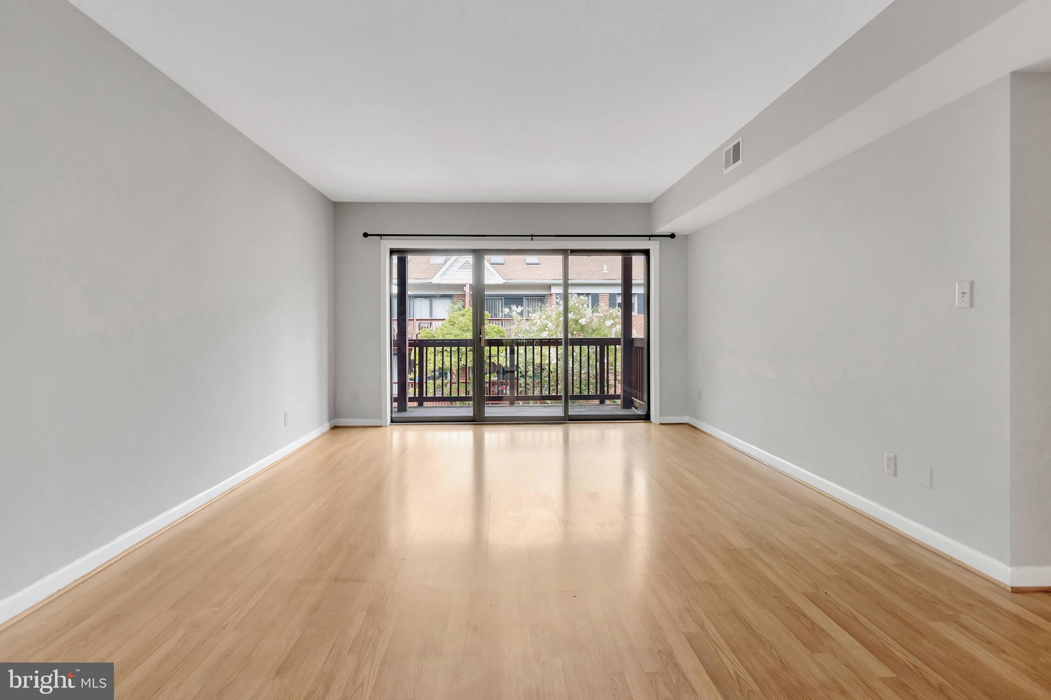 SEMINARY WALK - Residential