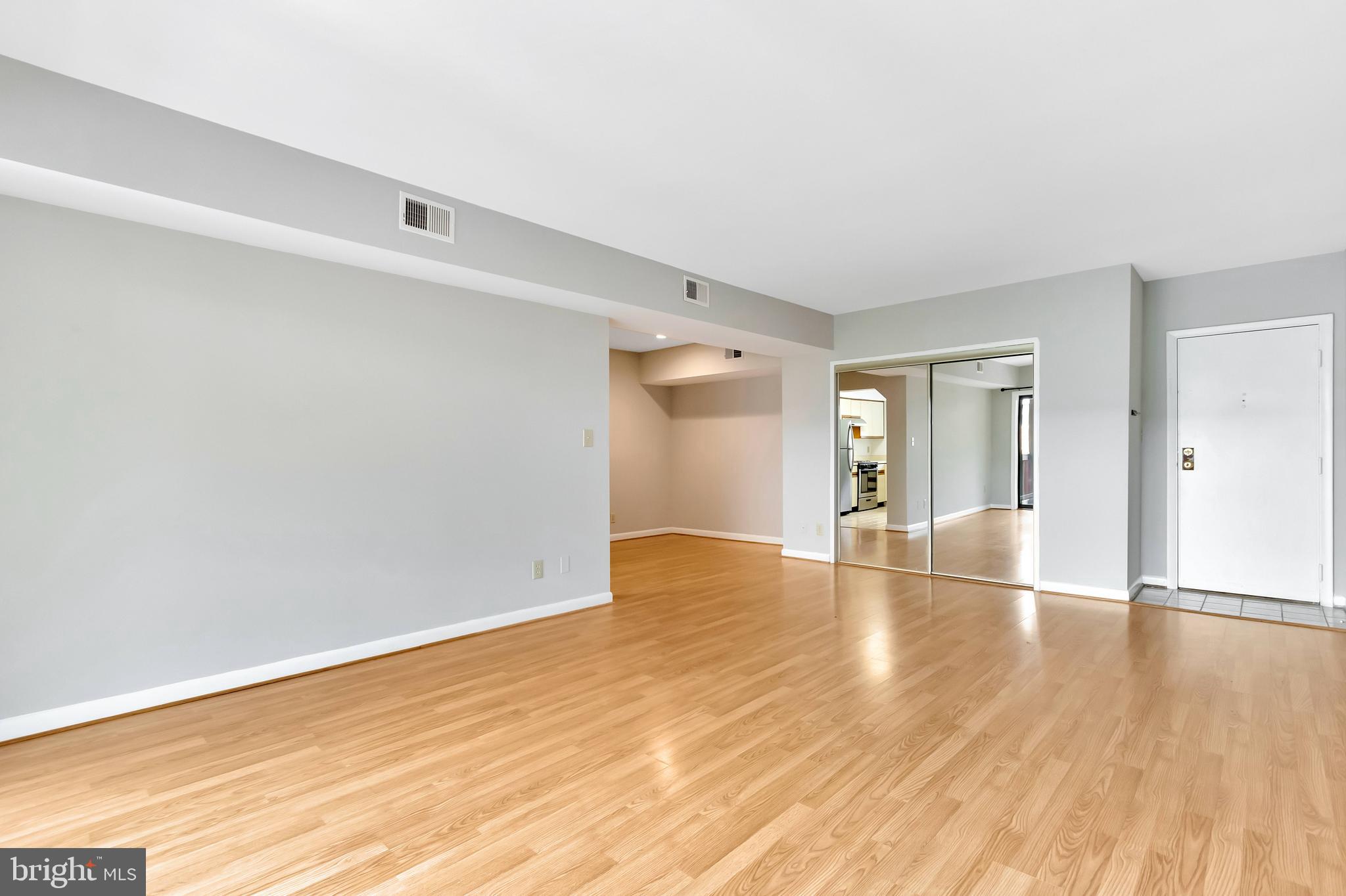 SEMINARY WALK - Residential