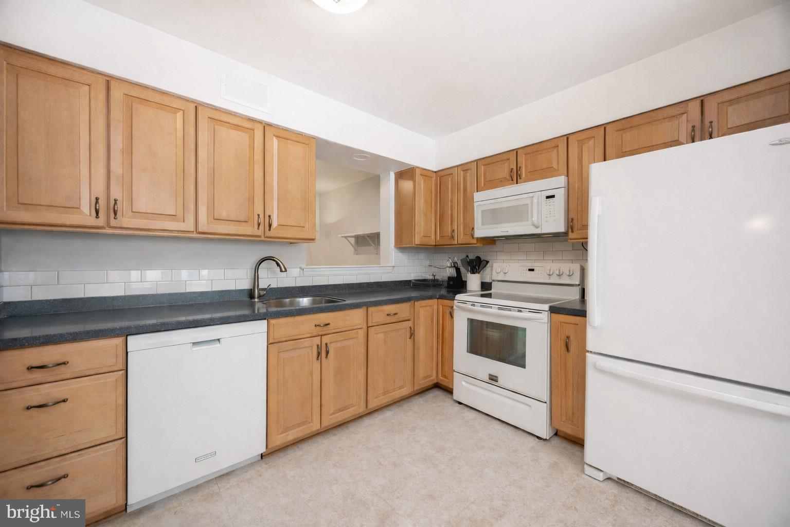 RHONDDA - Residential