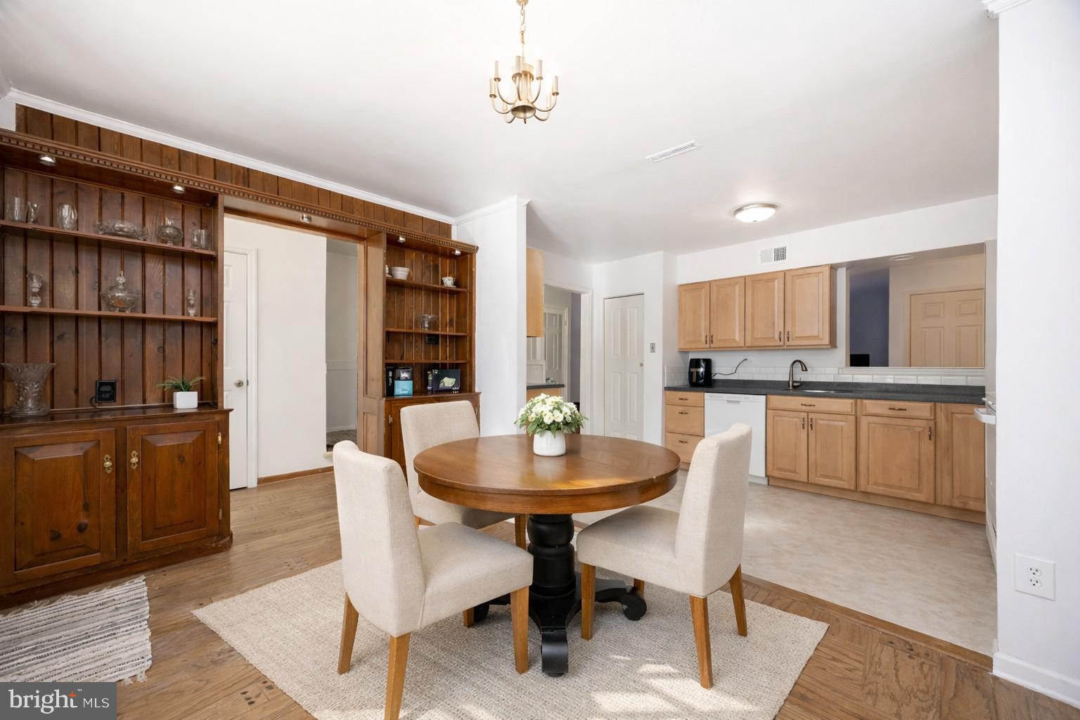 RHONDDA - Residential