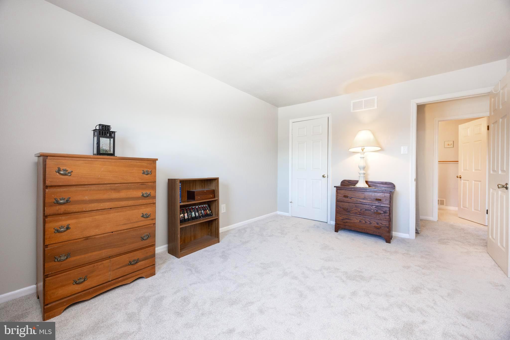 RHONDDA - Residential