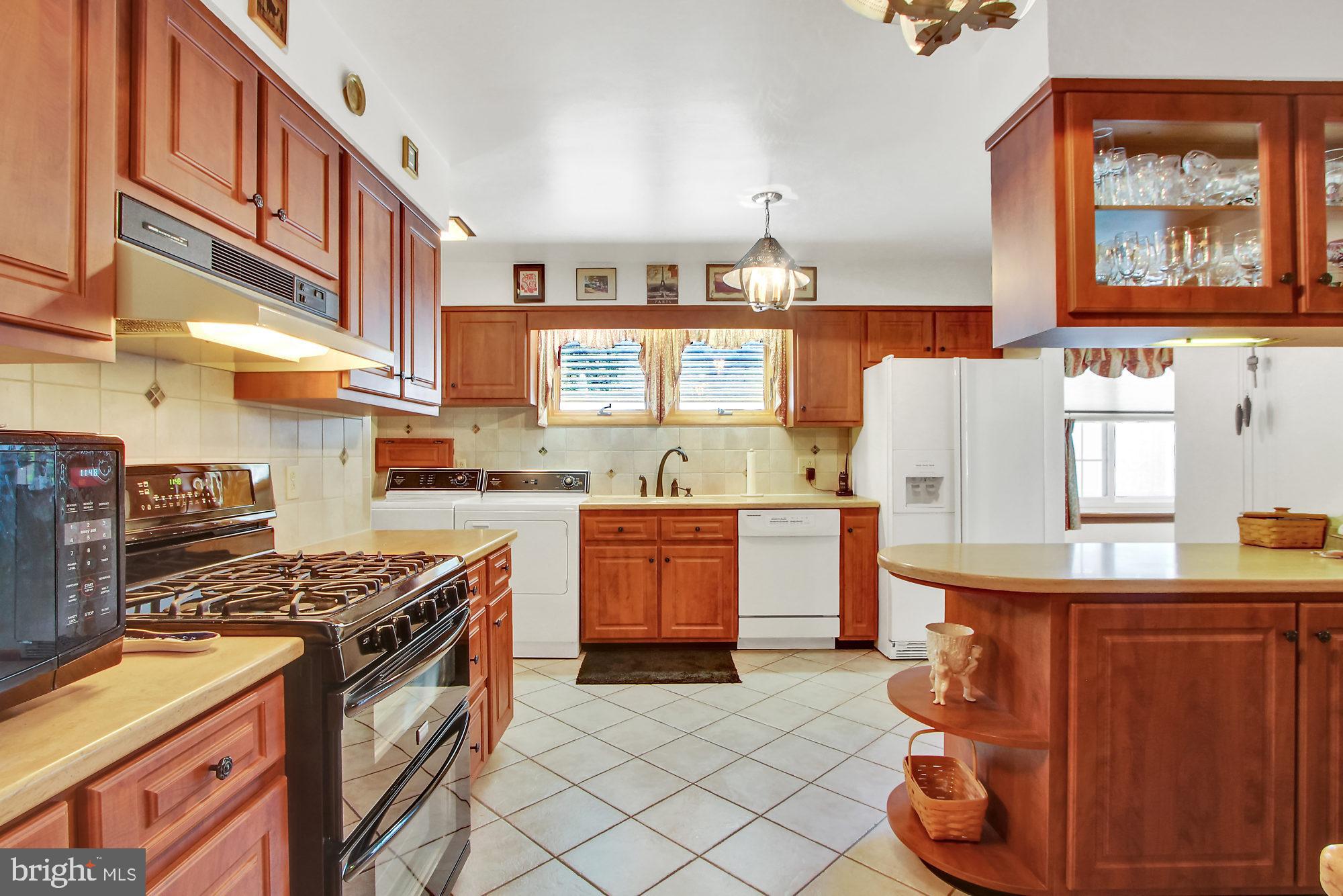 THE AVENUES - Residential