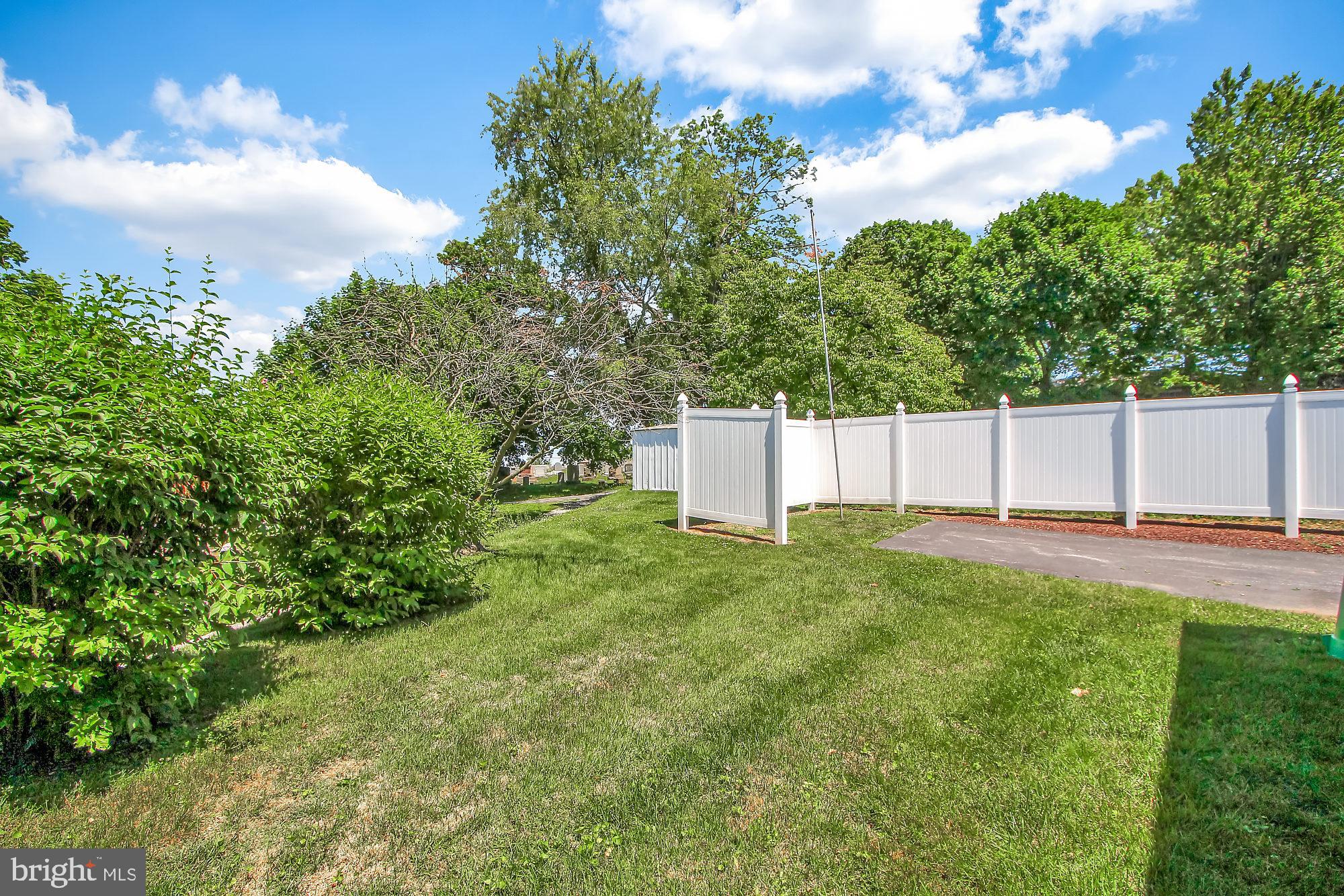 THE AVENUES - Residential