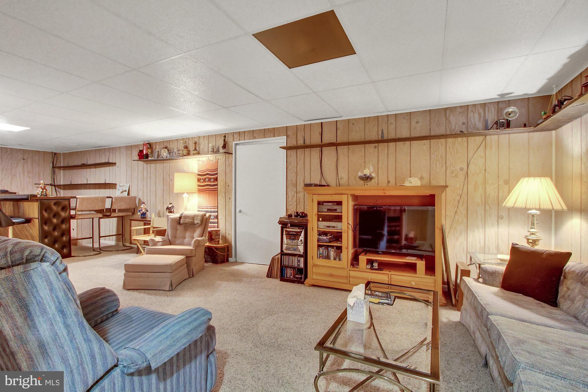 THE AVENUES - Residential