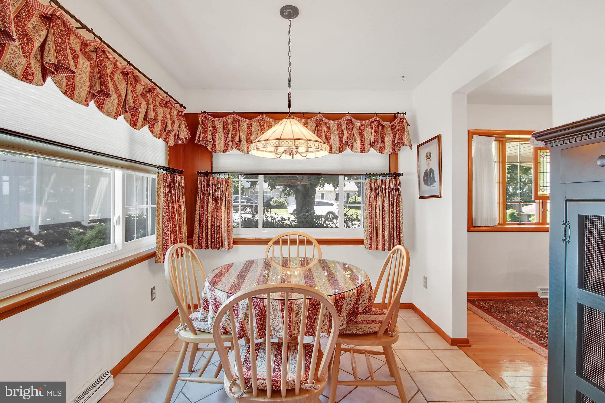 THE AVENUES - Residential