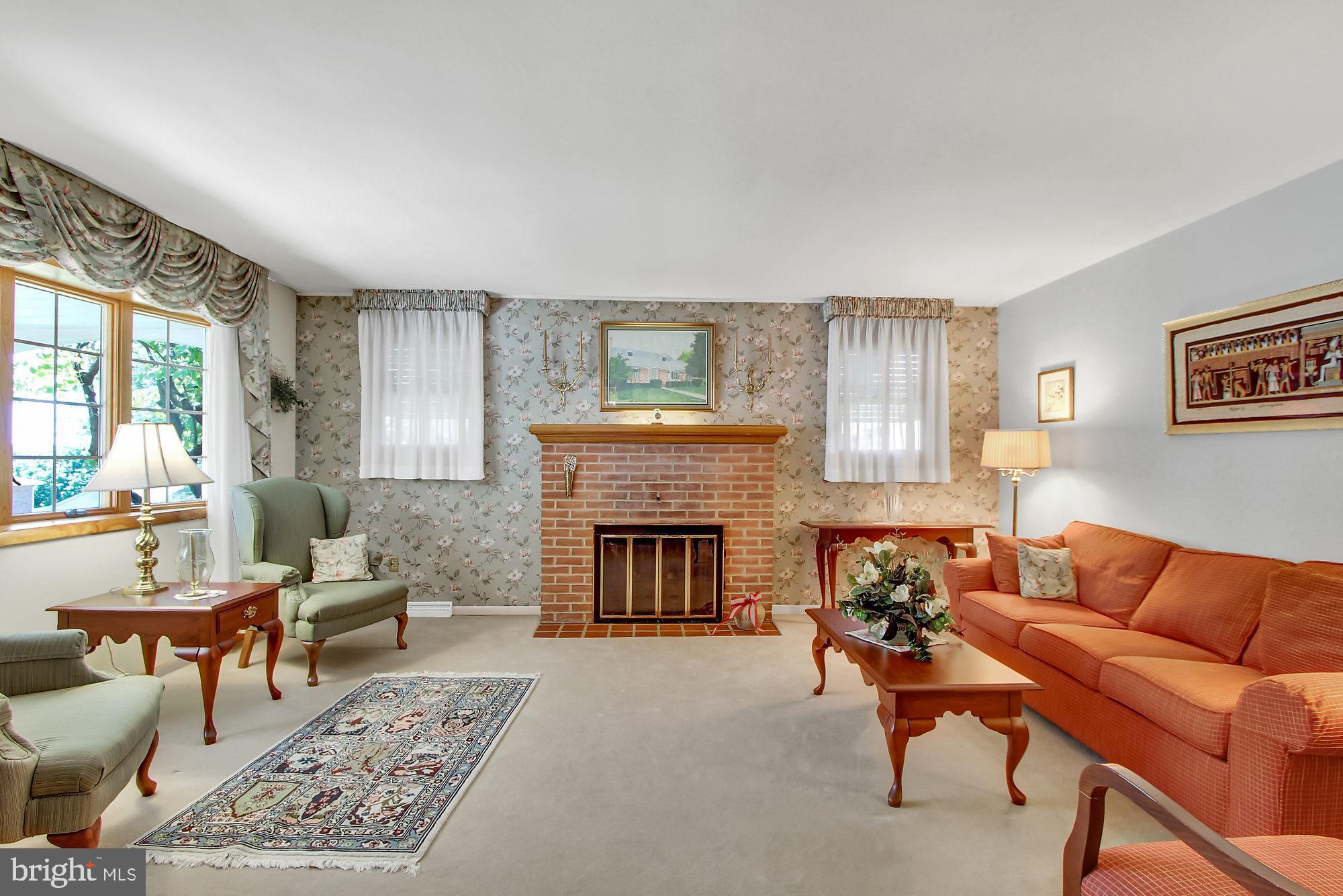 THE AVENUES - Residential