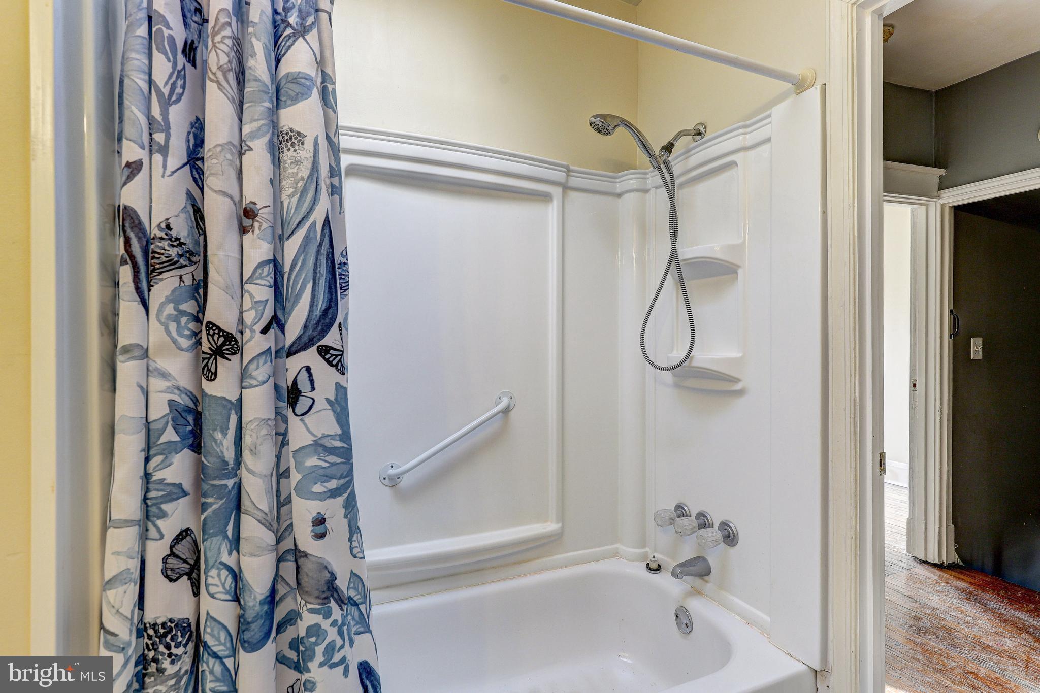 EDMONSON HEIGHTS - Residential