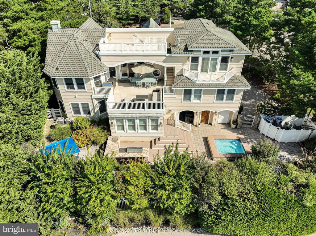 Photo of 420 Nelson Avenue, BEACH HAVEN, NJ 08008 (MLS # NJOC2037472)