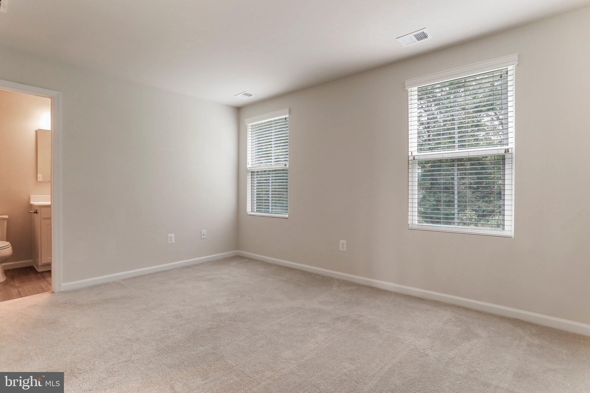 REGENTS CREST - Residential