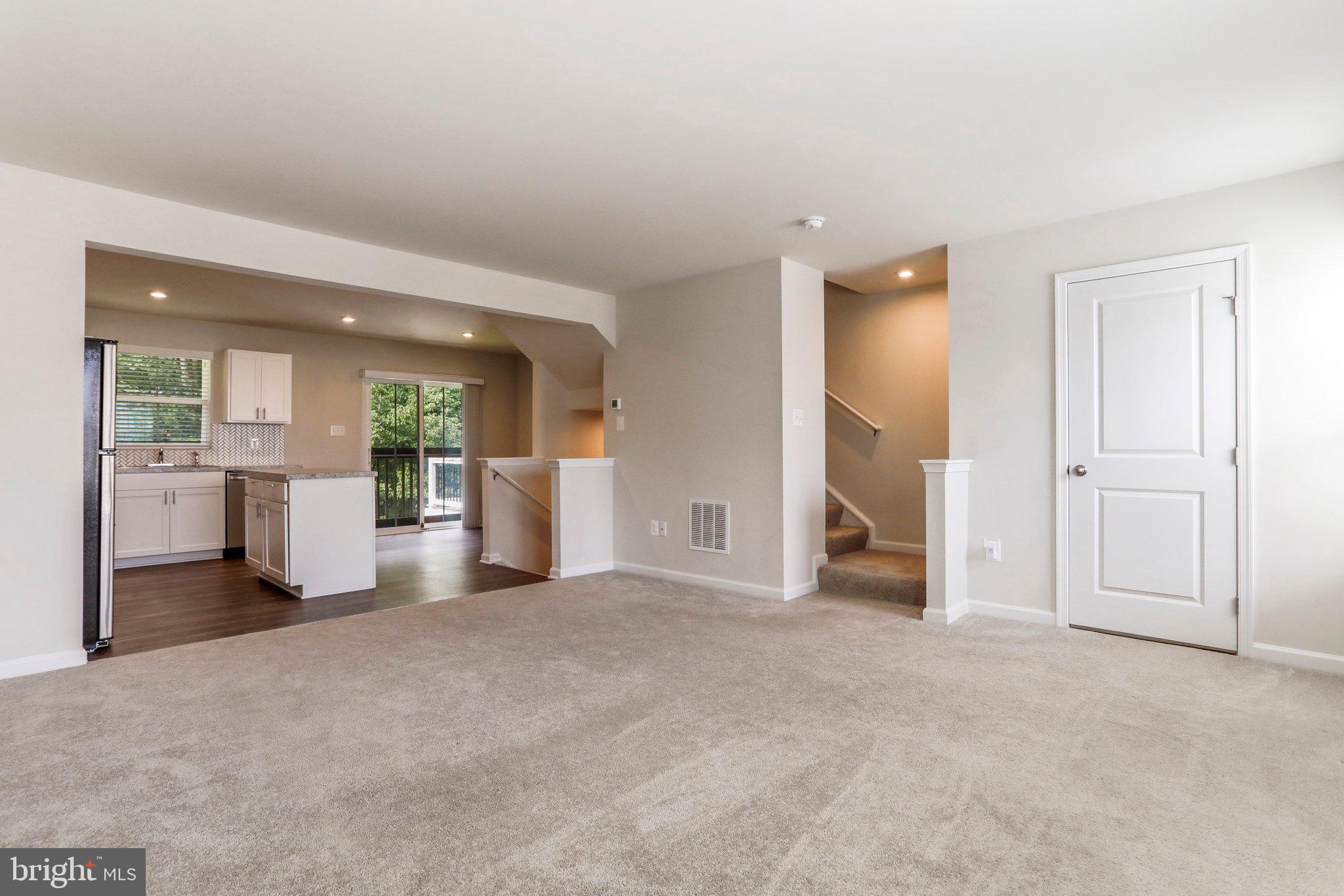 REGENTS CREST - Residential