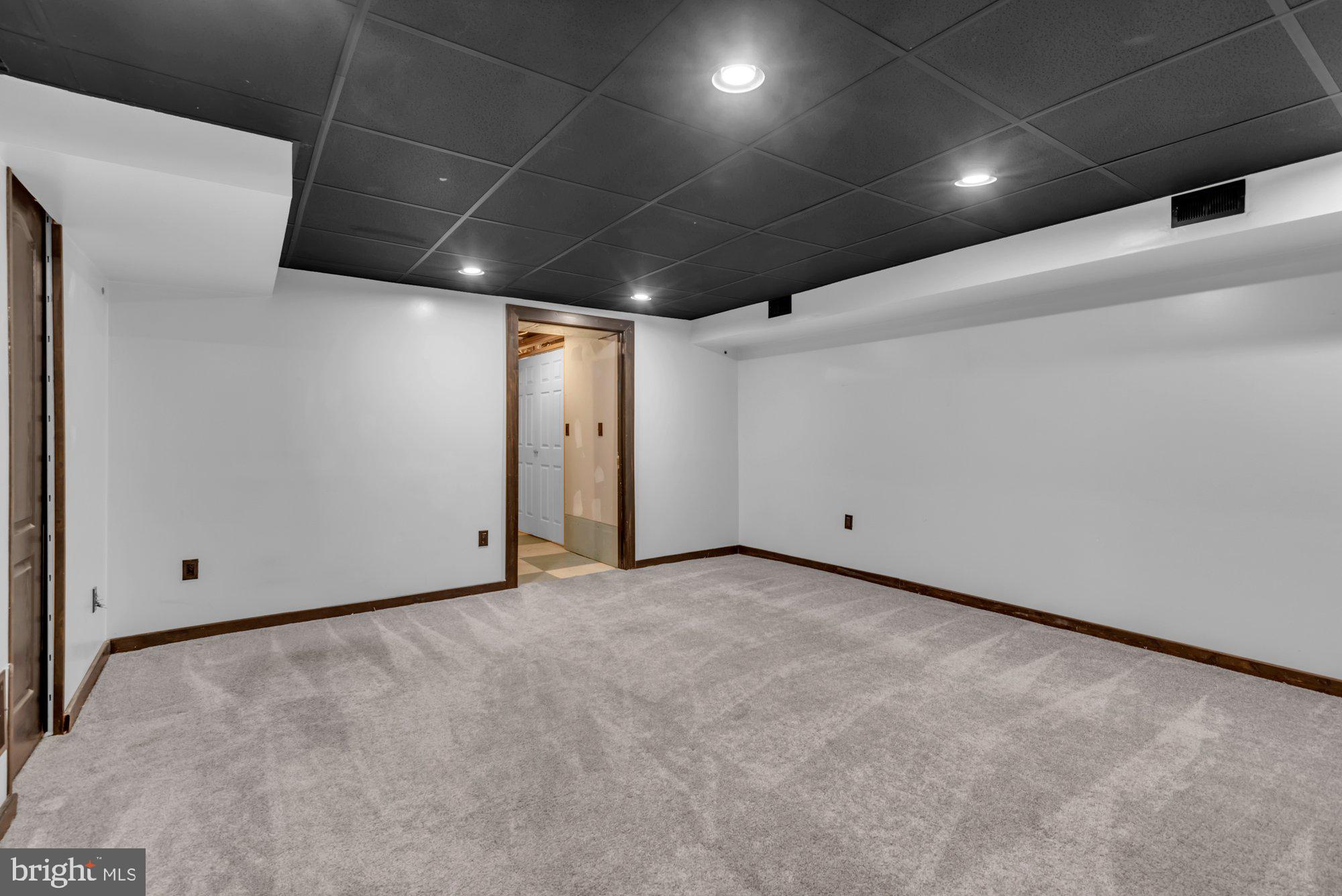 WESTOWNE - Residential