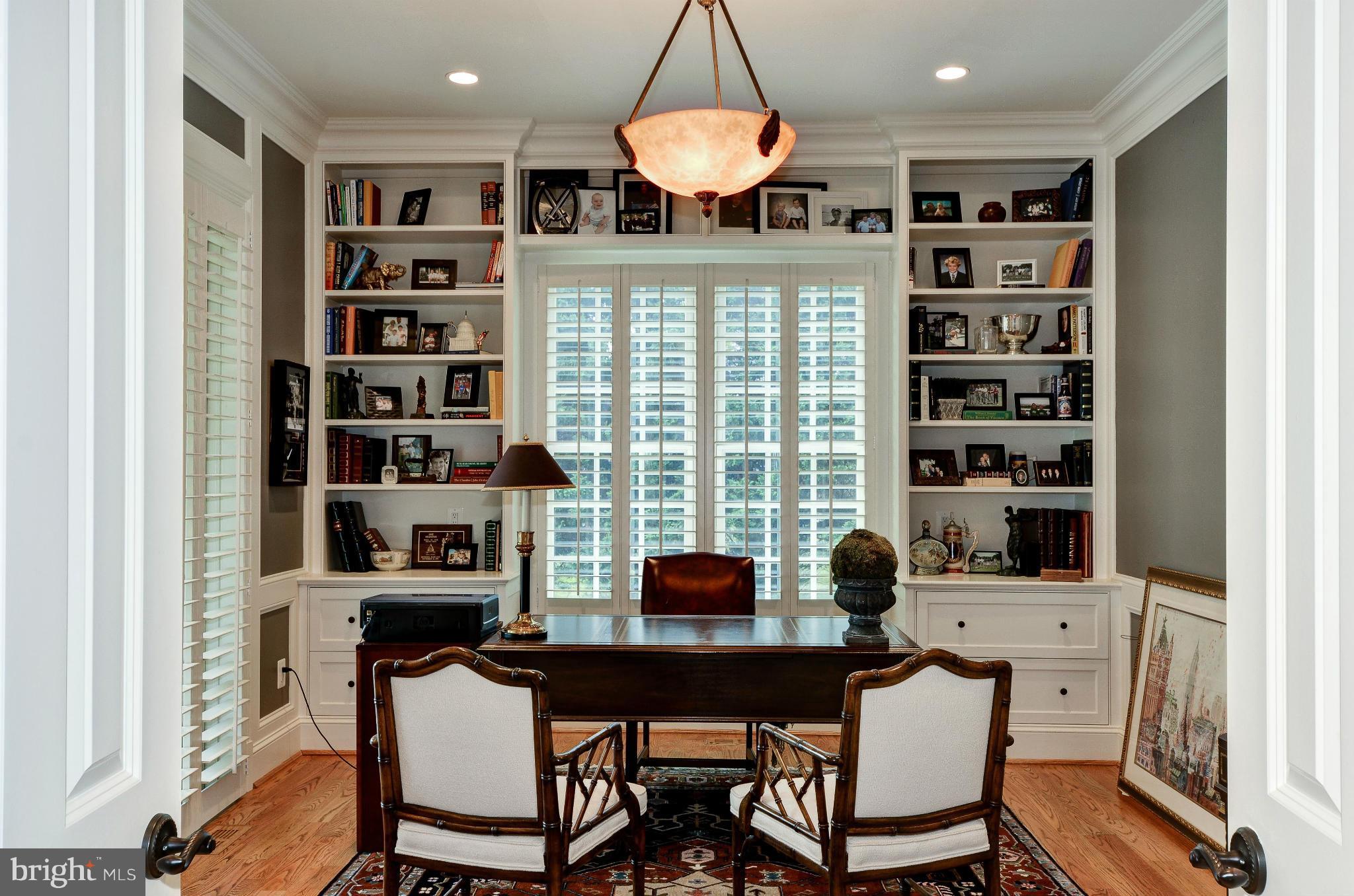 MCAULEY PARK - Residential