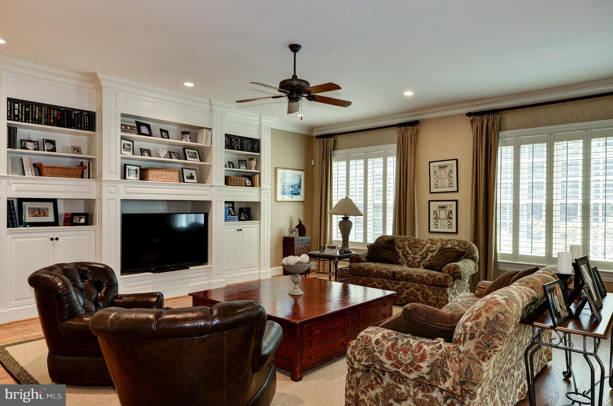 MCAULEY PARK - Residential